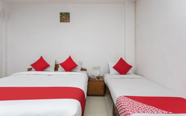 OYO 22688 Hotel Shivrattan