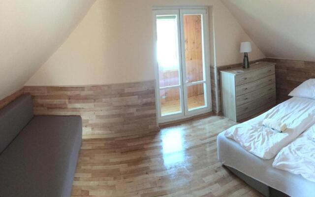 Domek Gloria nad Jeziorem Żywieckim