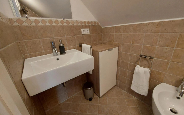 Ski-to-door Apartment PISTENBLICK