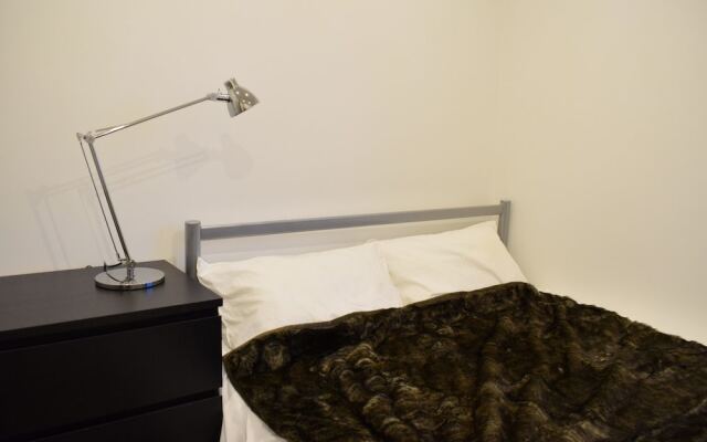 2 Bed Flat In Shadwell