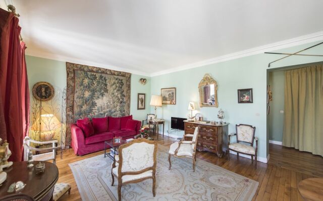 Antique French Splendour