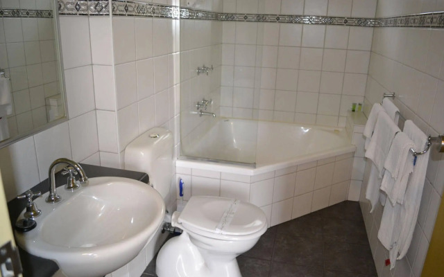 Colac Mid City Motor Inn