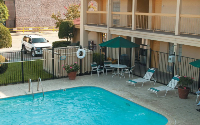 Econo Lodge