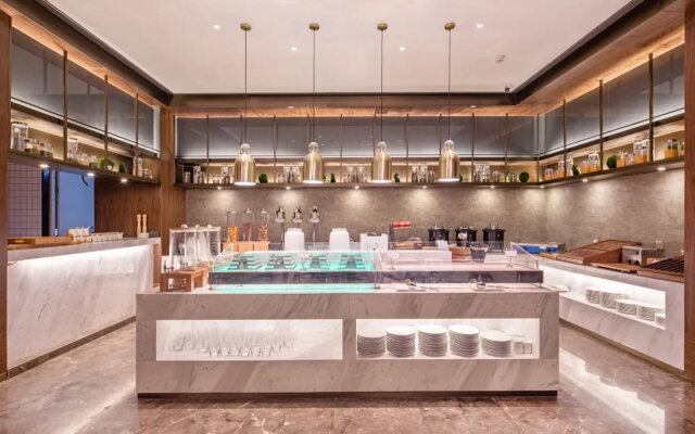 Echeng Hotel (Changchun Yiqi, West High-speed Railway Station)