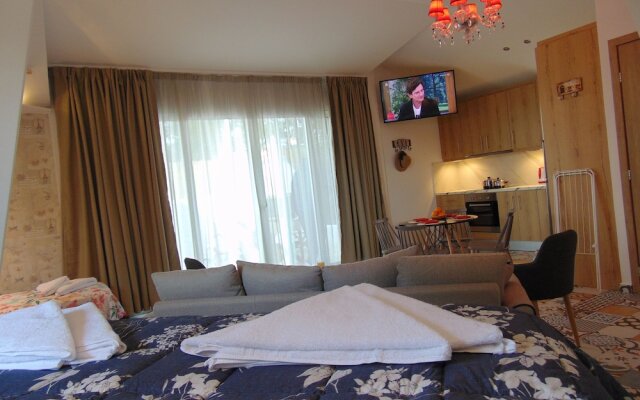 More Crete Anissaras