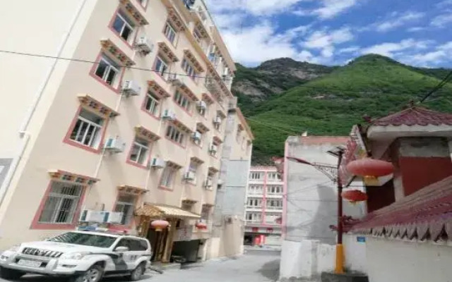 Jinlong Hotel Heishui