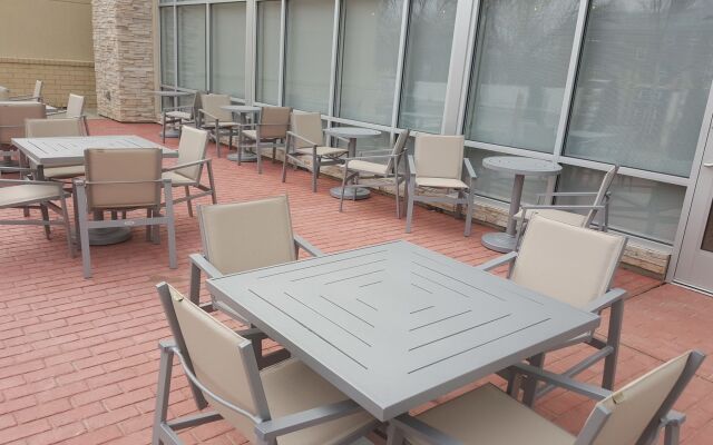 Holiday Inn Express & Suites Toledo West by IHG