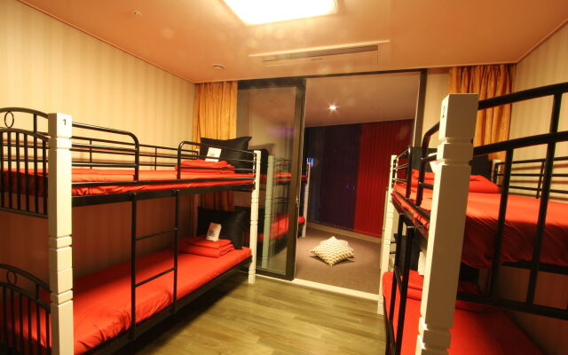 Guest House 601 - Hostel