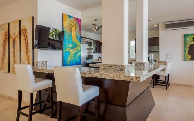 Expansive Views of Famous Cabo Arch: Villa Sirena