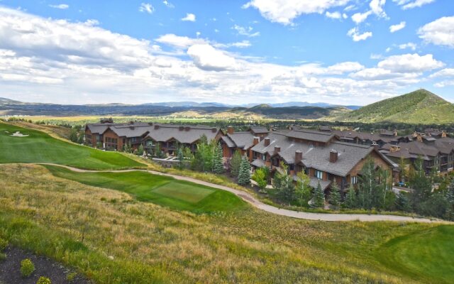 Fairway Springs by Luxury Mountain Desti