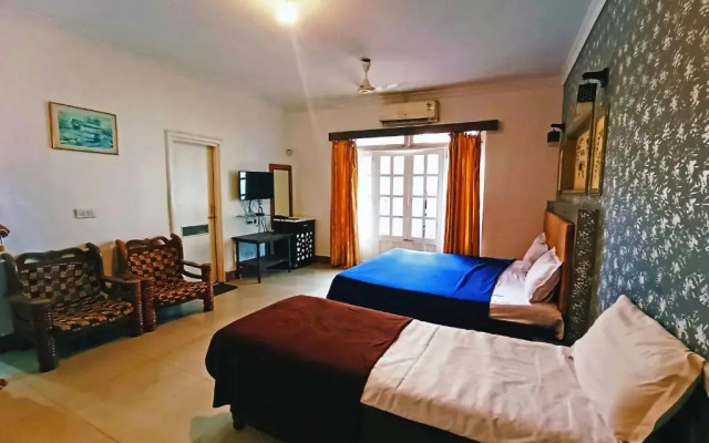 STAYMAKER 7th Heaven Holiday Resort
