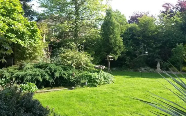 Laurel House Bed and Breakfast