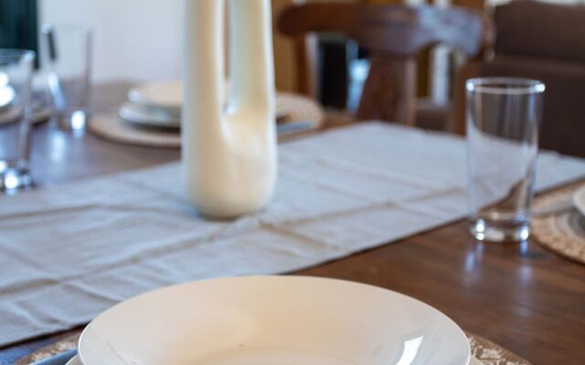 Aipeia Country House