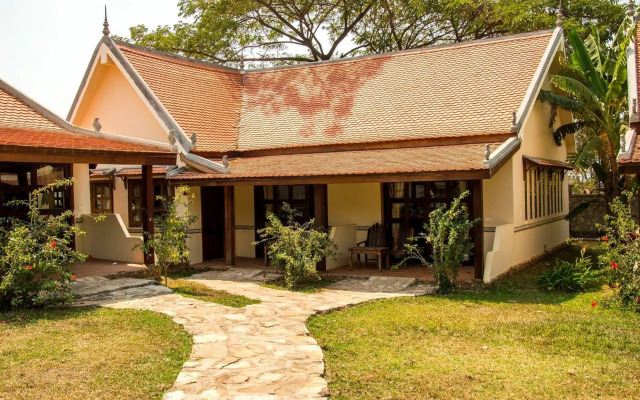 Le Flamboyant Resort