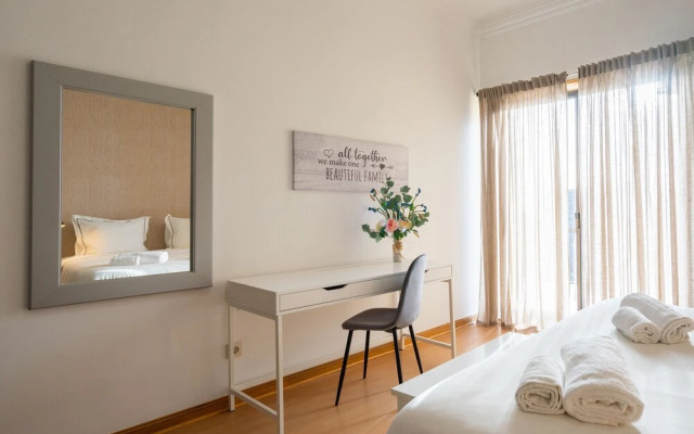 S.SOARES Beach Parede