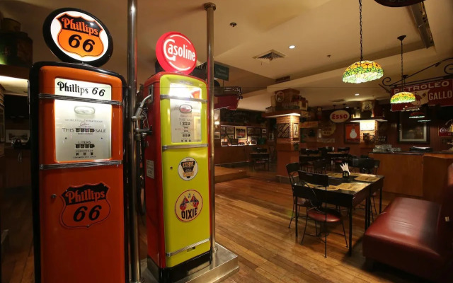 Crown Regency Hotel and Towers