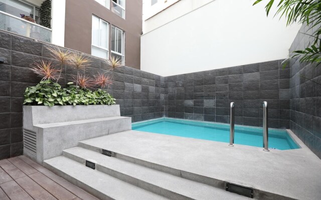 2BDR APT w/ pool & gym - Barranco!