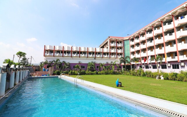 OYO 16638 Madhu Mamata Hotel & Resorts