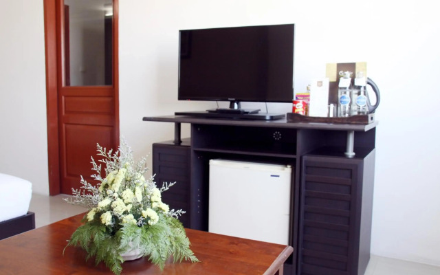 Centric Place Hotel
