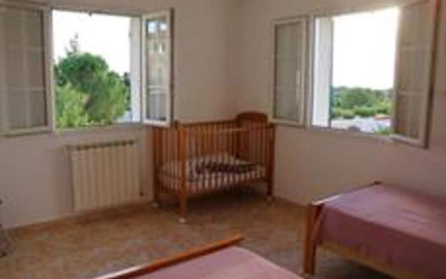 House With 3 Bedrooms in Saint-pierre-de-vassols, With Private Pool, E
