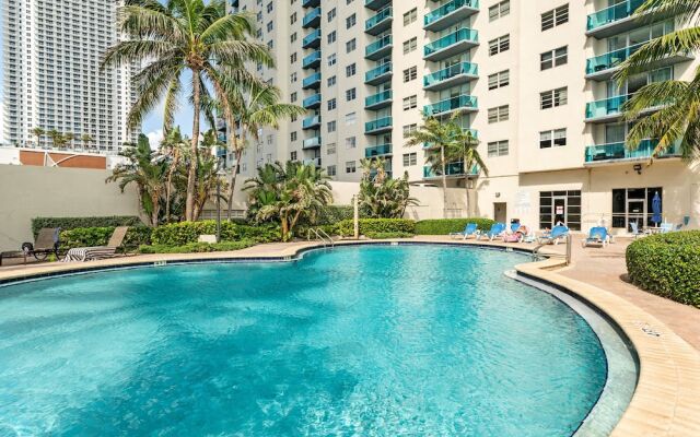 Sian Oceanfront Condos