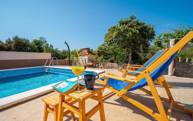 Amazing Home in Kneze With Wifi and 4 Bedrooms