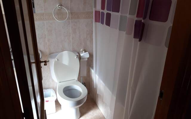 Hostal Ardoi