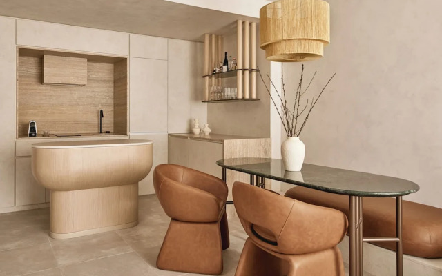 Mondrian Gold Coast