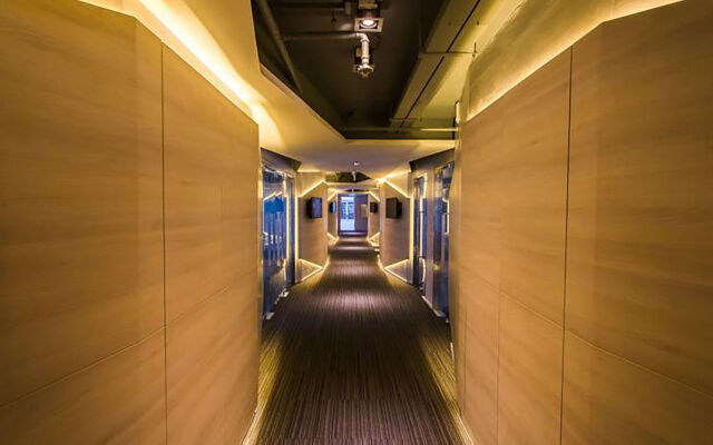 Crystal Hotel Hat Yai