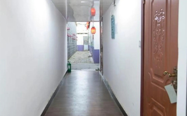 Changbai Dajun Hotel