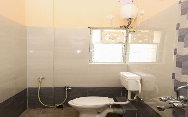 OYO 13554 Hotel Buttercouch