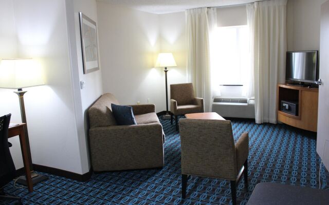 Fairfield Inn & Suites by Marriott Kansas City Liberty