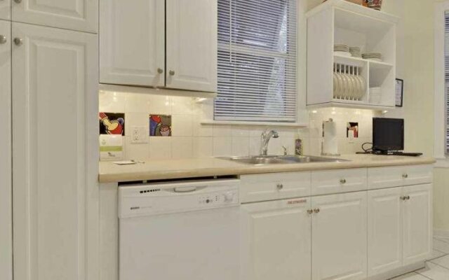 Amelia Home by Avantstay In Historic Old Town w/ Pool