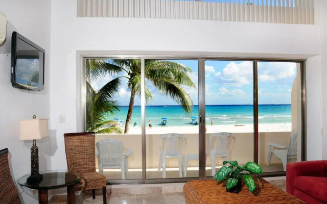 Ocean Plaza 11 by Praia