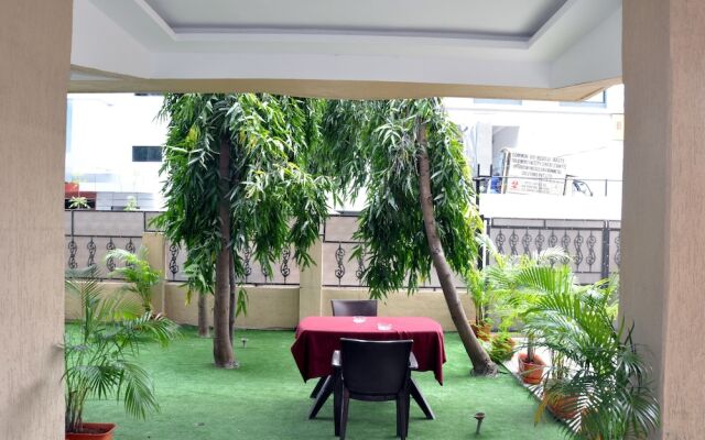 FabHotel Magnus Calypso Viman Nagar