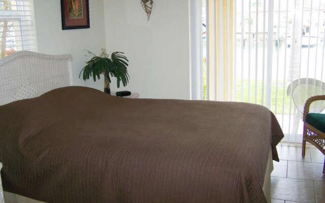 Coconut Villas of Dunedin