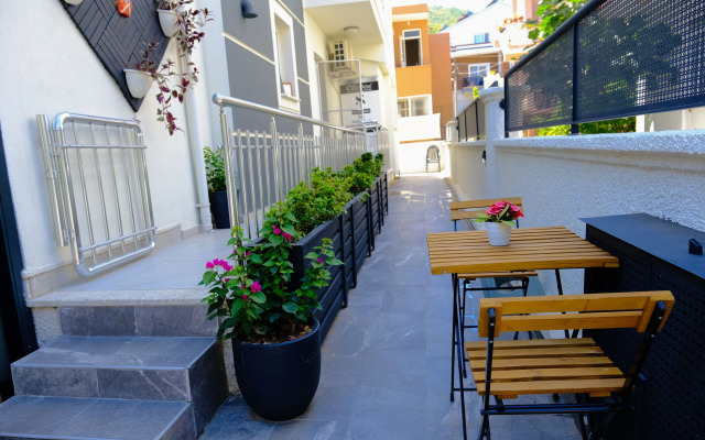 Ozgur City Residence