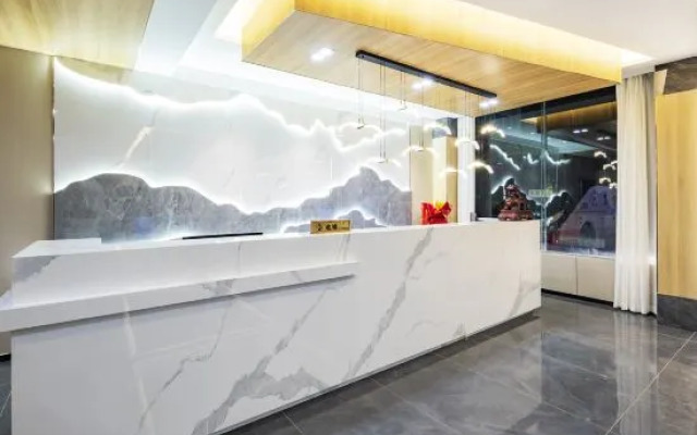 Songpan Tingkai Hotel (Chuanzhusi Store)