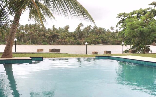 VAAYA Beach Hotel