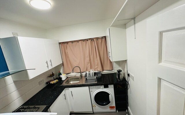 Immaculate 1-bed Apartment in Harrow