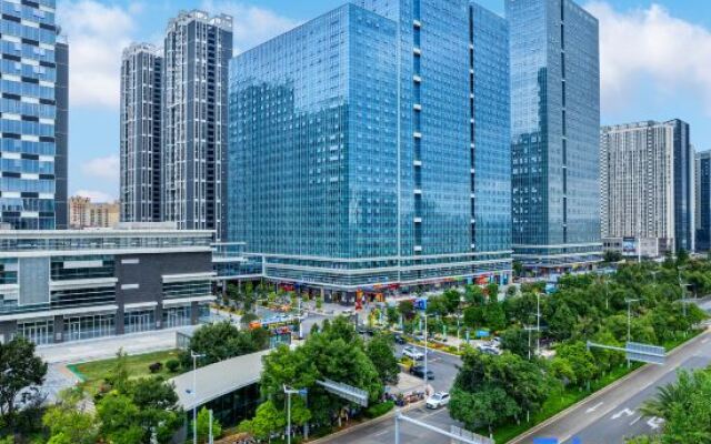 Yunjing Hotel (Kunming South High-speed Railway Station)