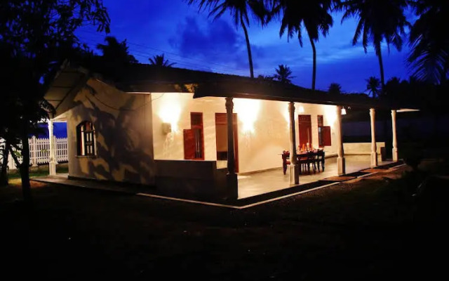Villa Balapitiya Beach