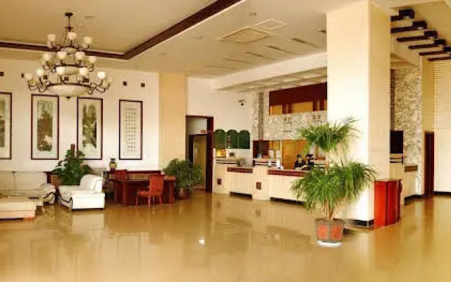 JI Hotel (Penglai Zhonglou East Road)