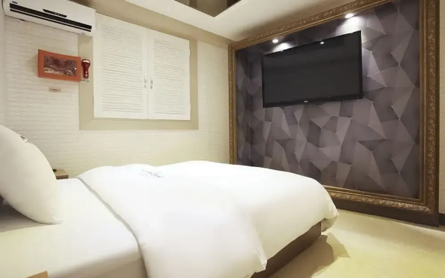 Seongnam Hotel wol