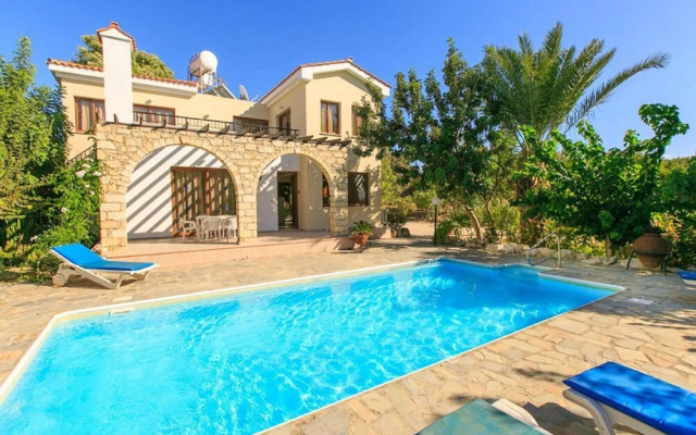 Villa Irini in Polis