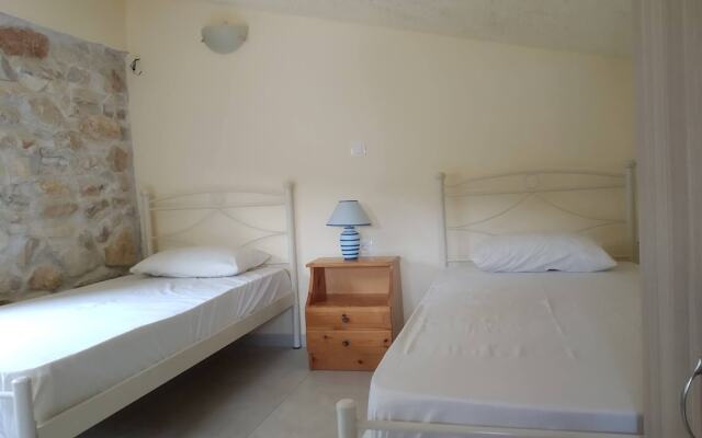 Chrysoula Bungalows Triopetra