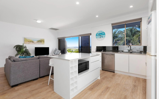 Noosa International Resort