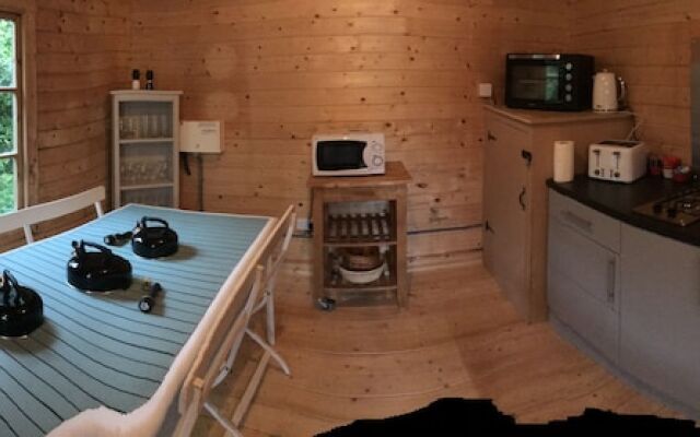 Orchard View Yurt Just Outside Looe