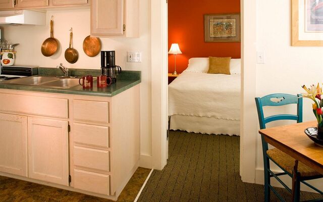 The Rochester Hotel