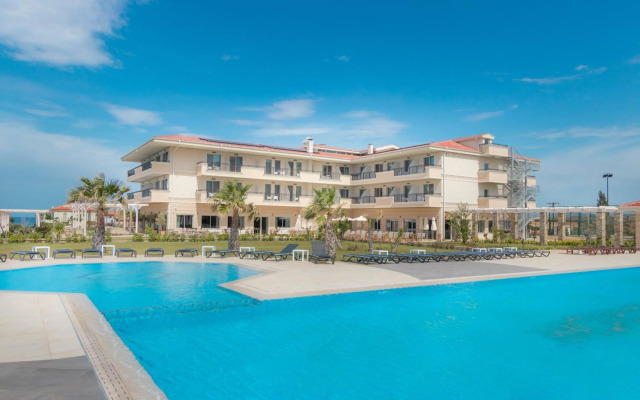 King Maron Wellness Beach Hotel